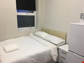 self-contained modern studio apartment to let @ E10 7DY all bills inclusive zone 3 available now !!