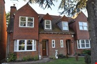 3 bedroom semi-detached house to rent