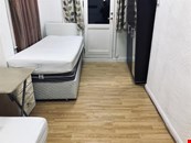 double/twin room with balcony to let @ NW1 6RT central location zone 1 available now near station !!