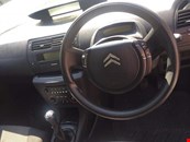 Black Citroen c4